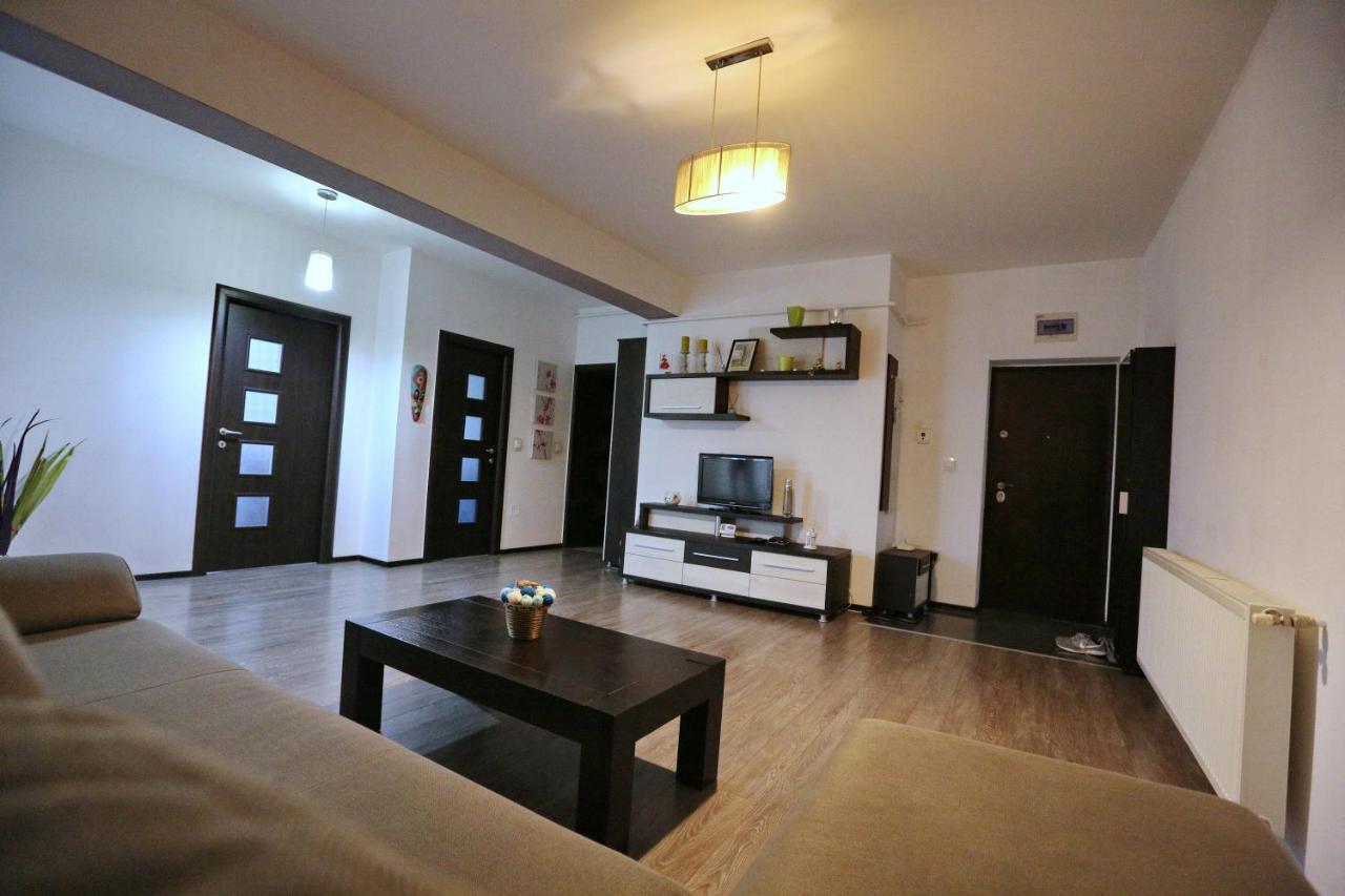Bloc Izvor Appartement Piteşti Buitenkant foto