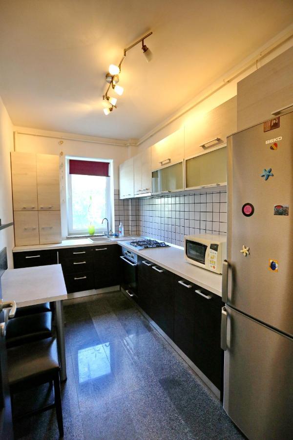 Bloc Izvor Appartement Piteşti Buitenkant foto